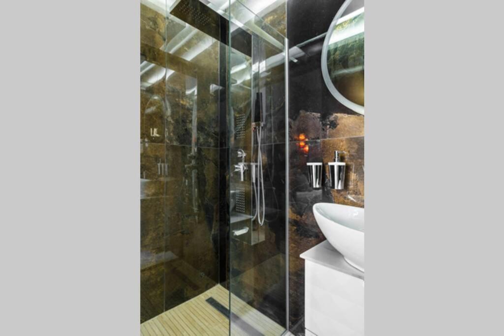 Ksquared, Nilie Hospitality Mgmt Appartement Thessaloniki Buitenkant foto